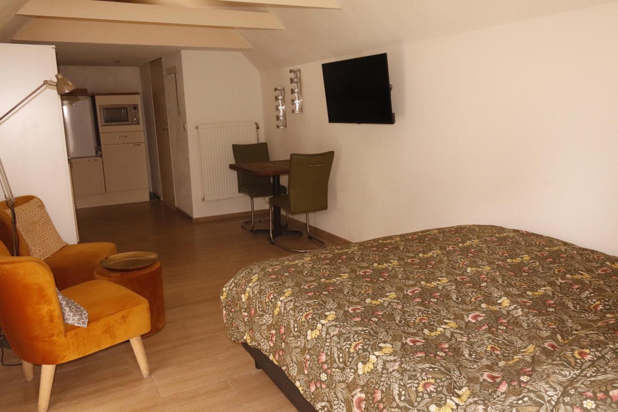 Studio Het Grenspaaltje Nijeveen Kültér fotó
